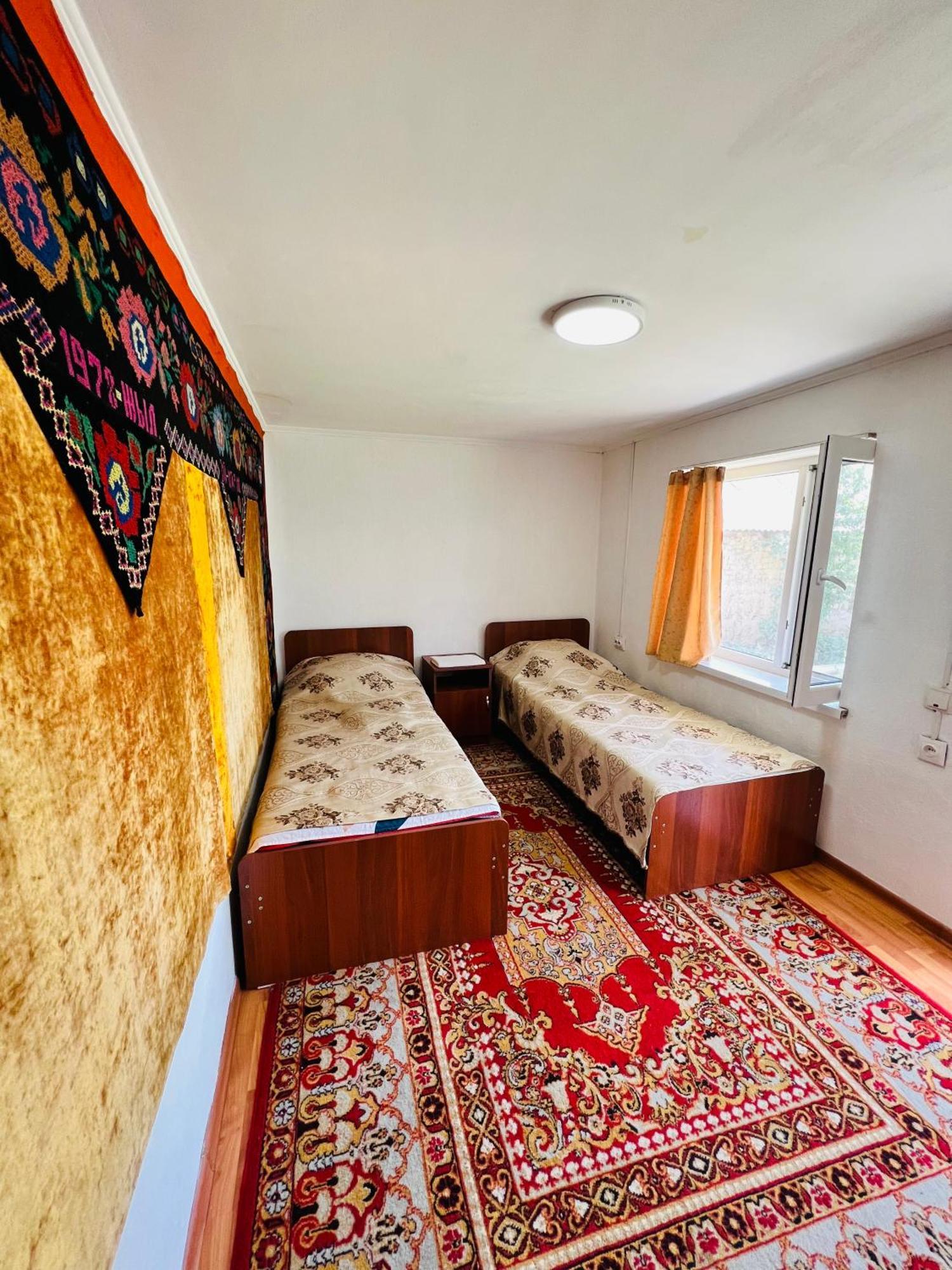 Guest House Kagan Toktogul Dış mekan fotoğraf